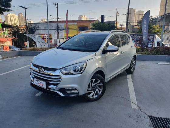 JAC T40 1.6 16V GASOLINA 4P CVT JAC T40 1.6 16V GASOLINA 4P CVT